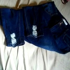 I am selling jeans